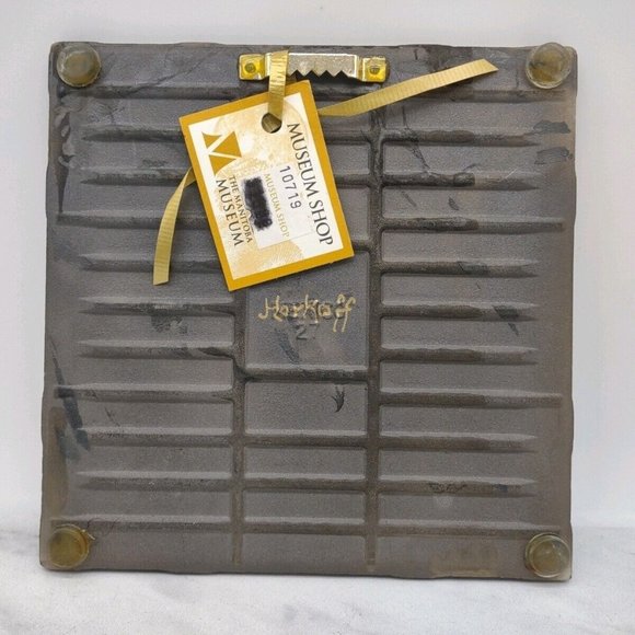 Handcrafted Art Pottery Clay Polar Bear Cubs Tile 6x6 Textured Manitoba Museum - Picture 2 of 8